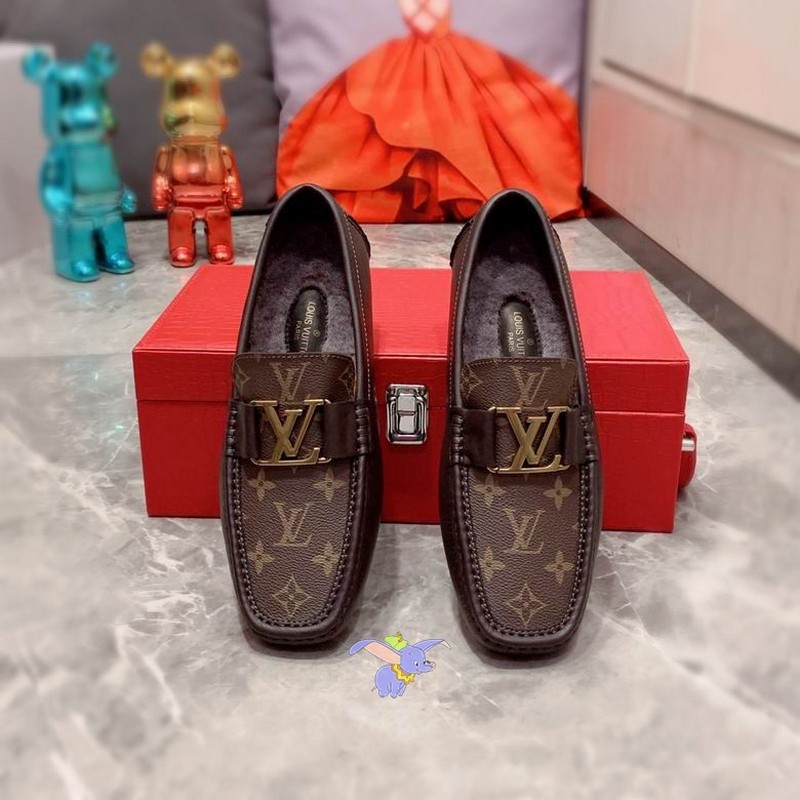 LV Men's Shoes 687